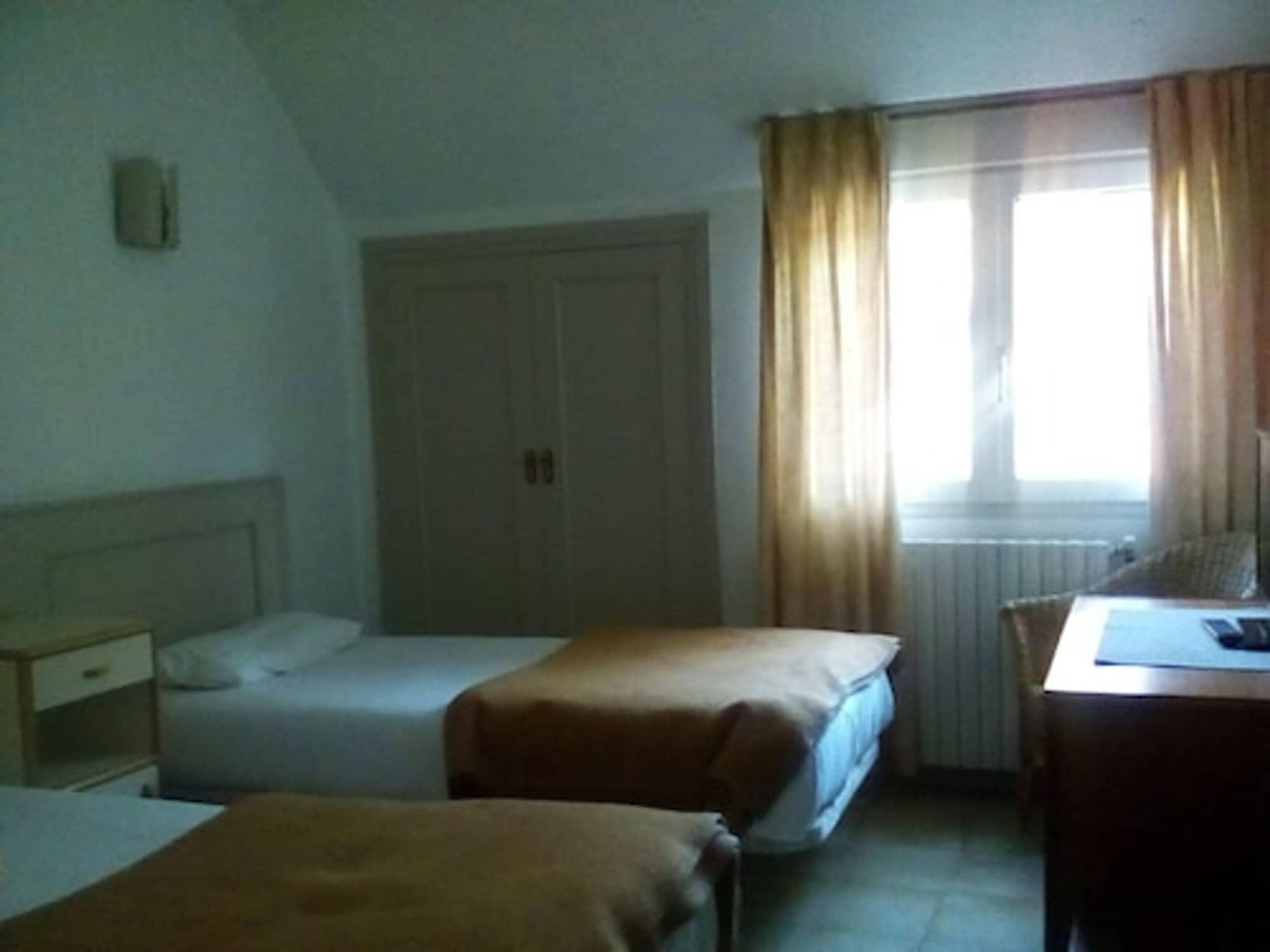 Hotel Font Del Marge Andora  Zewnętrze zdjęcie
