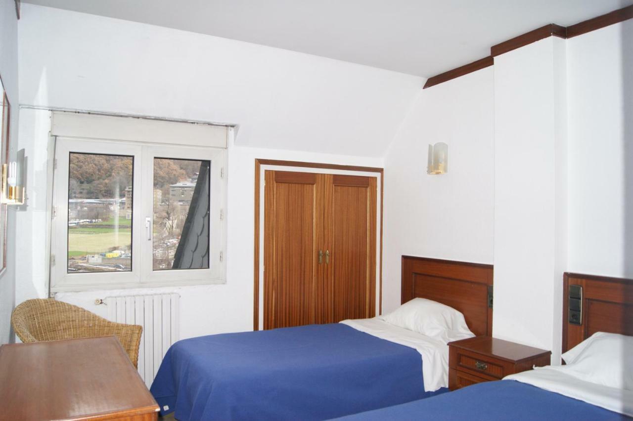 Hotel Font Del Marge Andora  Zewnętrze zdjęcie