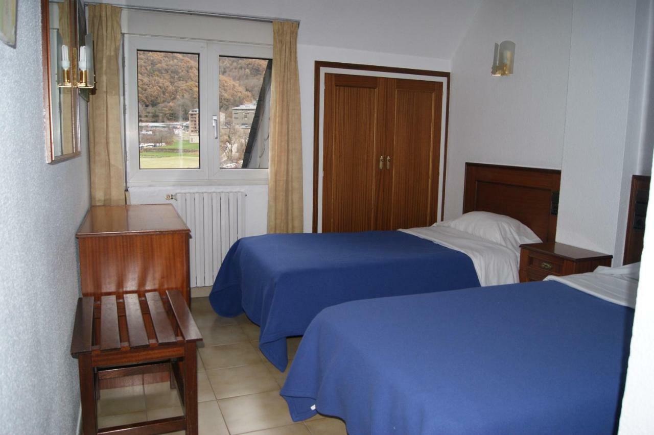 Hotel Font Del Marge Andora  Zewnętrze zdjęcie